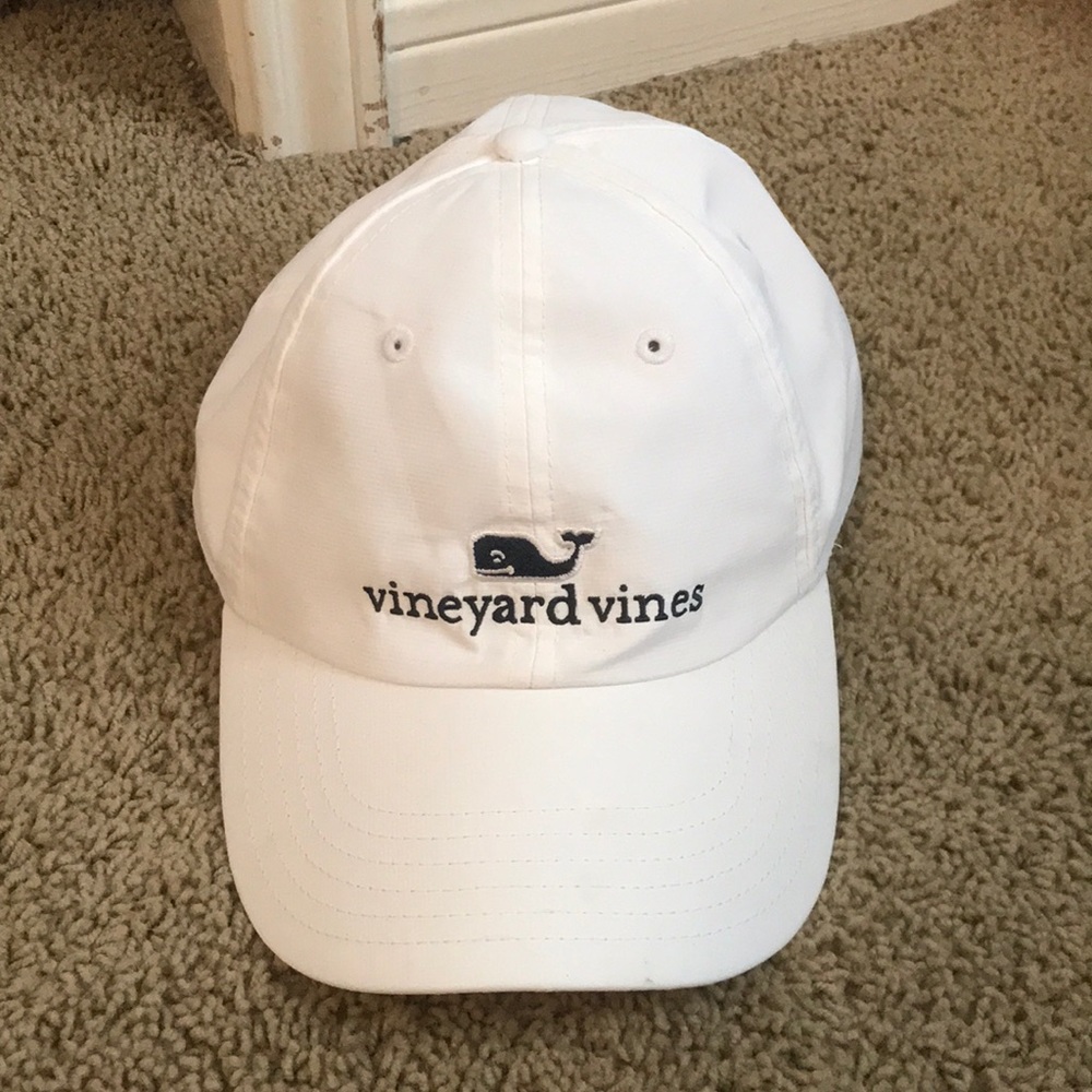 Vineyard Vines Hat